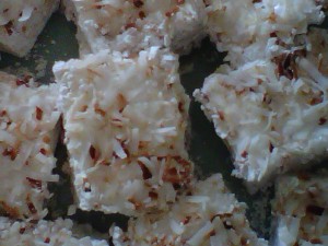 Homemade Toasted Coconut Marshmallows a la Contessa